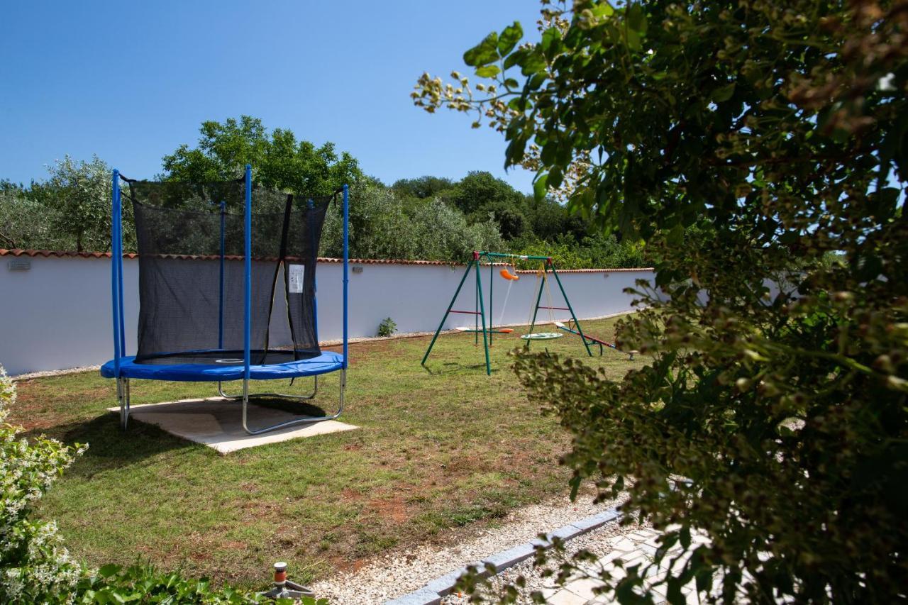 Holiday Home Petrovic Medulin Exterior photo